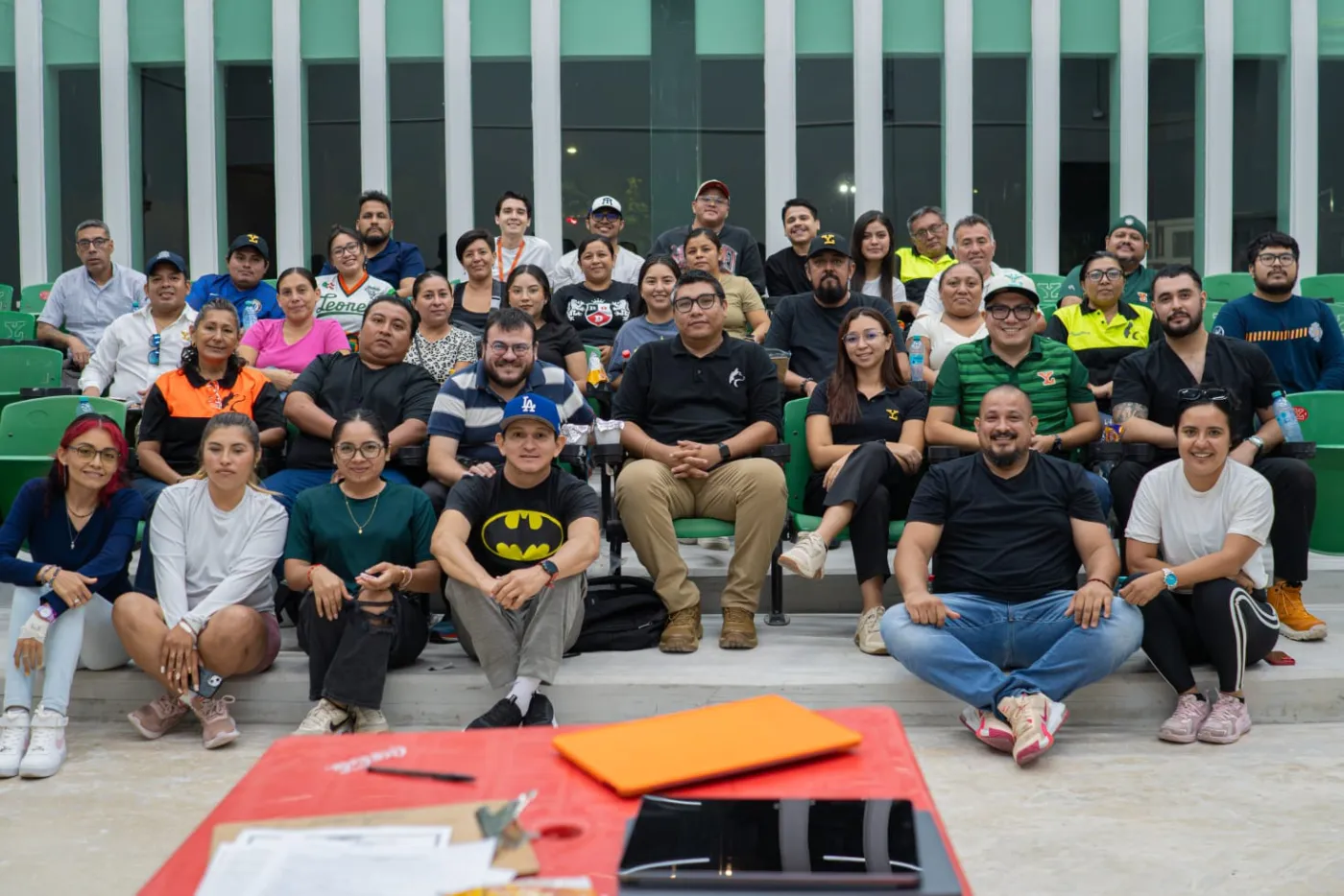Capacitación de primeros auxilios impartida por Grupo Huskies
